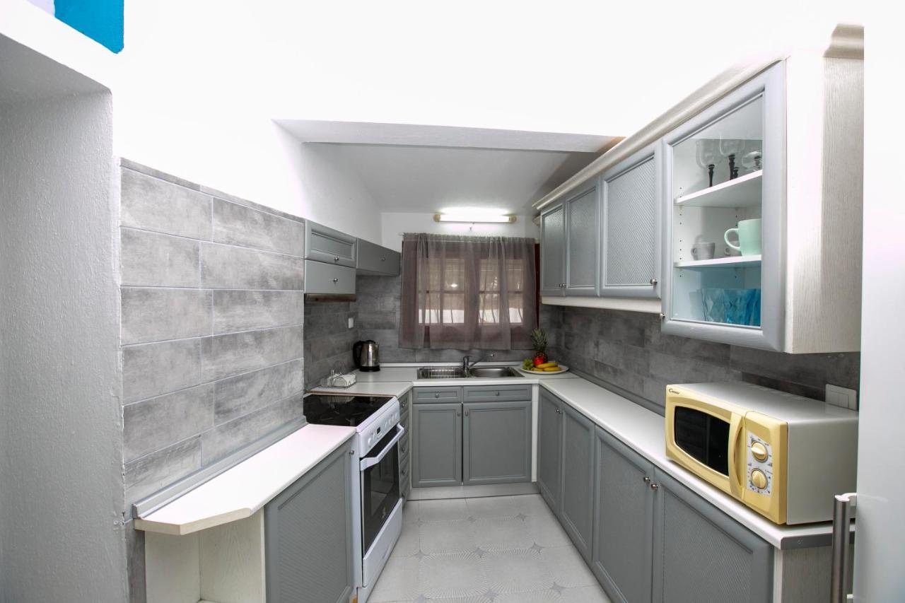 Villa Kouf Nea Iraklitsa 外观 照片
